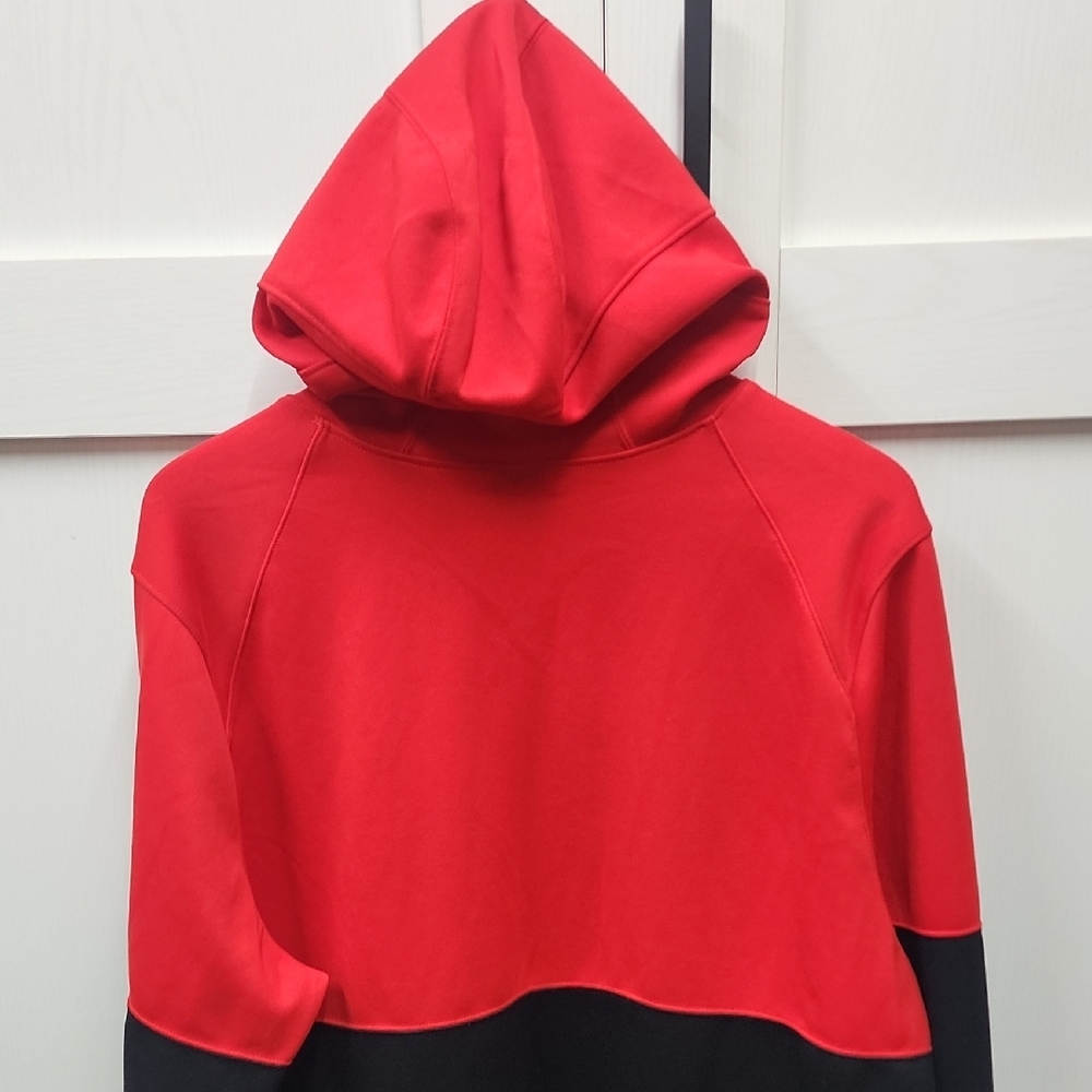Nike Men's Bold Red and Black Pull Over Hoodie - Picture 7 of 8